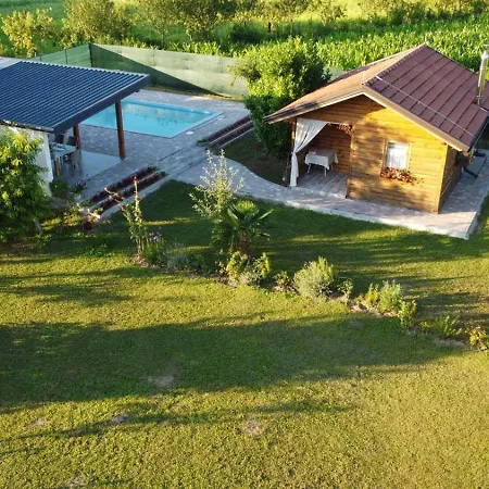 Crystal Pool Holiday home Bihac